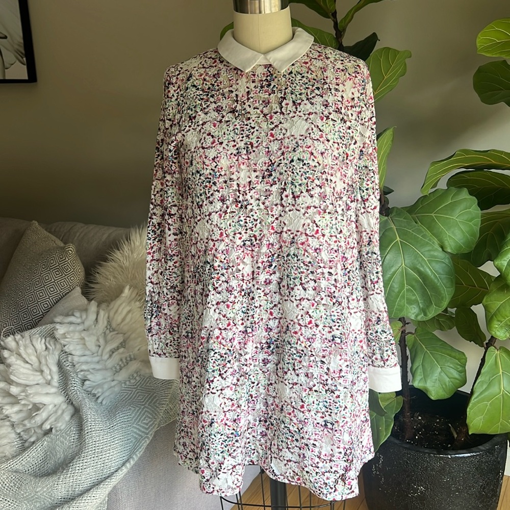 BCBGMaxAzria Long Sleeve Lace Dress XS